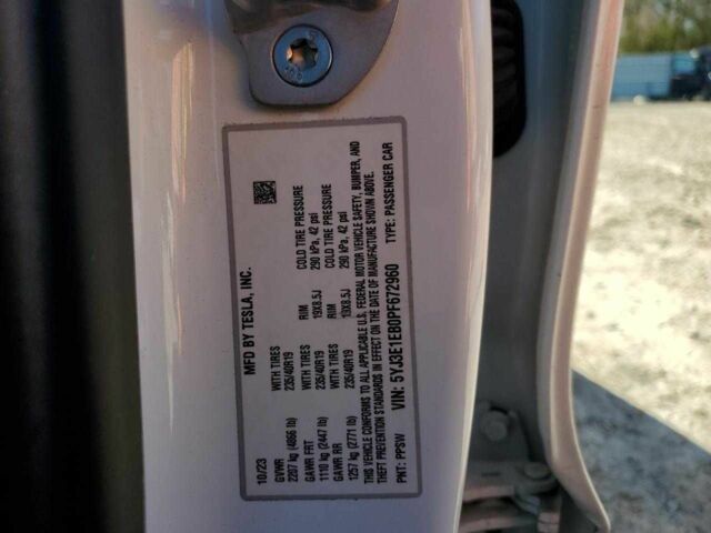 Білий Тесла Модель 3, об'ємом двигуна 0 л та пробігом 22 тис. км за 8000 $, фото 11 на Automoto.ua