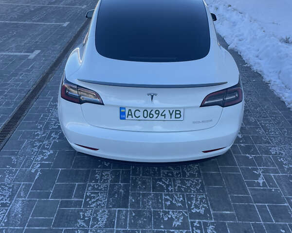 Білий Тесла Модель 3, об'ємом двигуна 0 л та пробігом 78 тис. км за 26200 $, фото 12 на Automoto.ua