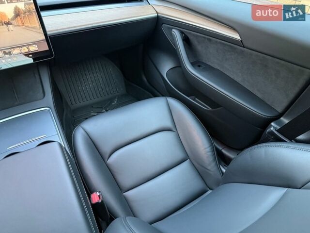 Белый Тесла Модель 3, объемом двигателя 0 л и пробегом 32 тыс. км за 19900 $, фото 19 на Automoto.ua