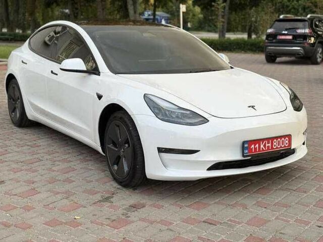 Белый Тесла Модель 3, объемом двигателя 0 л и пробегом 75 тыс. км за 18000 $, фото 1 на Automoto.ua