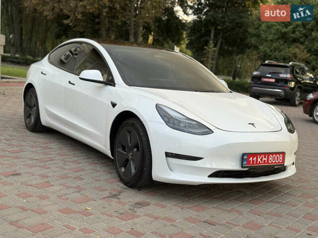 Білий Тесла Модель 3, об'ємом двигуна 0 л та пробігом 4 тис. км за 20999 $, фото 4 на Automoto.ua