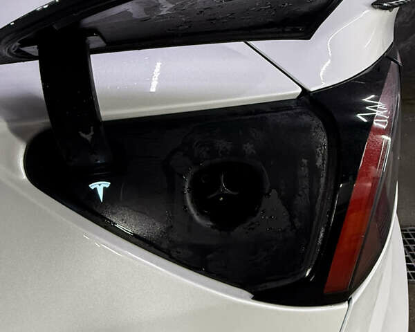 Білий Тесла Модель 3, об'ємом двигуна 0 л та пробігом 18 тис. км за 21500 $, фото 8 на Automoto.ua