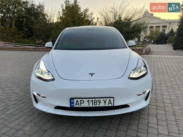 Белый Тесла Модель 3, объемом двигателя 0 л и пробегом 30 тыс. км за 28000 $, фото 8 на Automoto.ua
