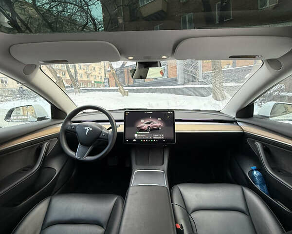 Білий Тесла Модель 3, об'ємом двигуна 0 л та пробігом 18 тис. км за 21500 $, фото 13 на Automoto.ua