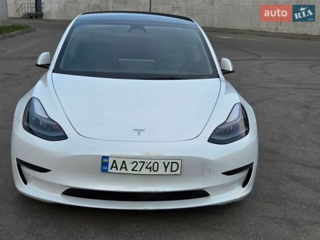 Белый Тесла Модель 3, объемом двигателя 0 л и пробегом 108 тыс. км за 18500 $, фото 2 на Automoto.ua