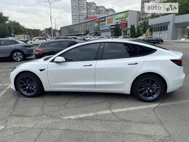 Білий Тесла Модель 3, об'ємом двигуна 0 л та пробігом 16 тис. км за 22300 $, фото 6 на Automoto.ua