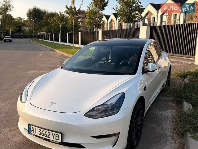 Белый Тесла Модель 3, объемом двигателя 0 л и пробегом 38 тыс. км за 25000 $, фото 2 на Automoto.ua