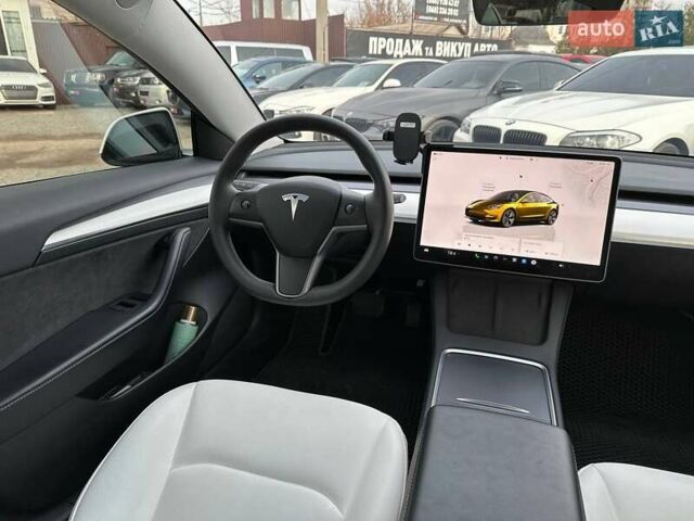 Белый Тесла Модель 3, объемом двигателя 0 л и пробегом 18 тыс. км за 21500 $, фото 15 на Automoto.ua