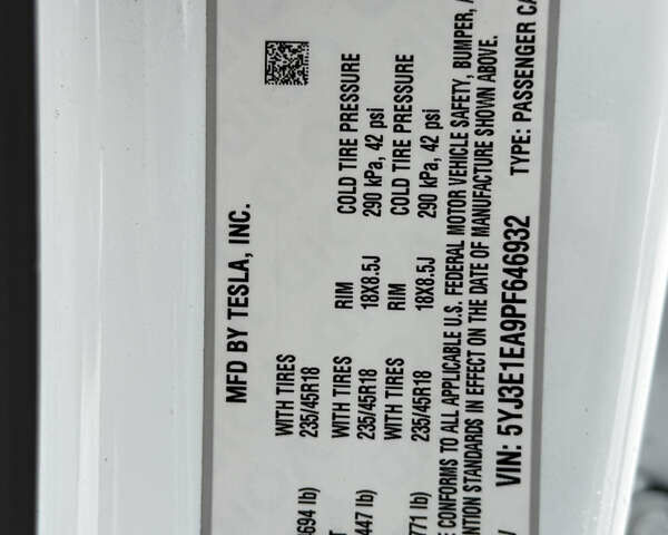 Белый Тесла Модель 3, объемом двигателя 0 л и пробегом 30 тыс. км за 19900 $, фото 65 на Automoto.ua