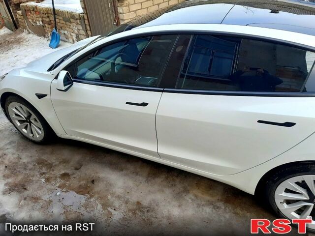 Білий Тесла Модель 3, об'ємом двигуна 0 л та пробігом 3100 тис. км за 21500 $, фото 1 на Automoto.ua
