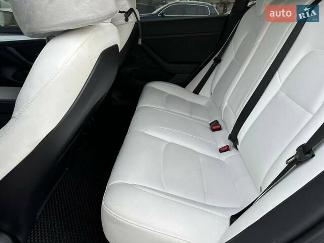 Белый Тесла Модель 3, объемом двигателя 0 л и пробегом 18 тыс. км за 21500 $, фото 23 на Automoto.ua