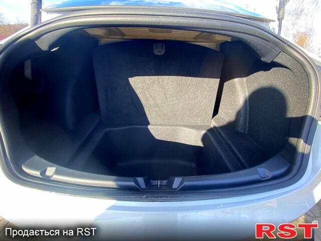 Білий Тесла Модель 3, об'ємом двигуна 0 л та пробігом 86 тис. км за 17500 $, фото 11 на Automoto.ua