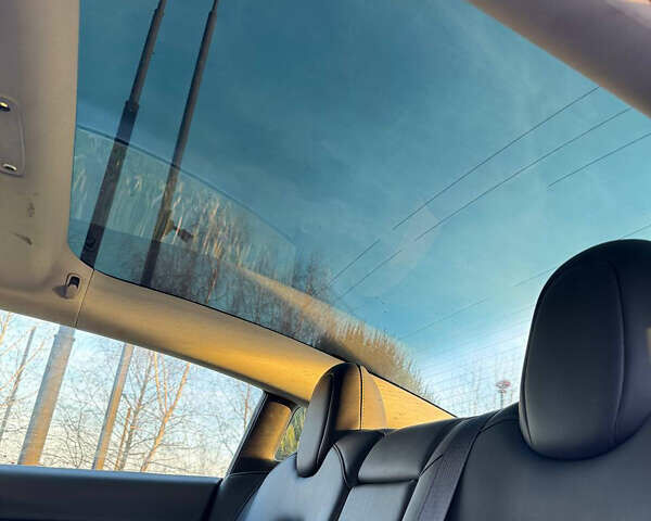 Белый Тесла Модель 3, объемом двигателя 0 л и пробегом 86 тыс. км за 19000 $, фото 18 на Automoto.ua