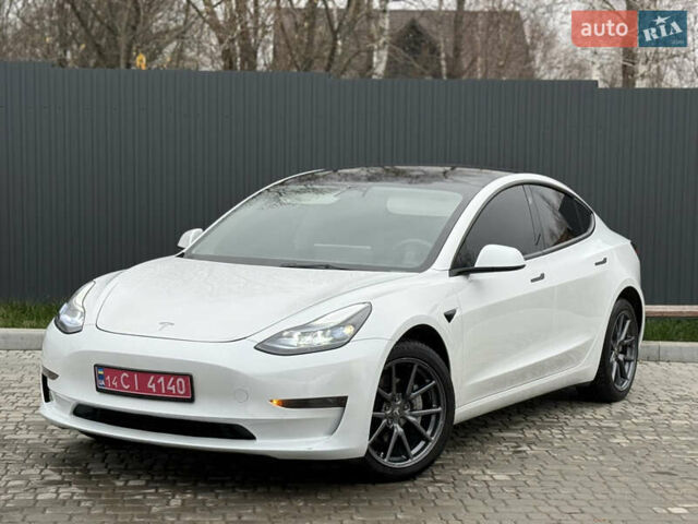 Білий Тесла Модель 3, об'ємом двигуна 0 л та пробігом 70 тис. км за 19999 $, фото 6 на Automoto.ua
