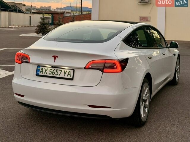 Білий Тесла Модель 3, об'ємом двигуна 0 л та пробігом 34 тис. км за 20999 $, фото 10 на Automoto.ua