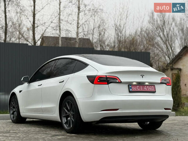 Білий Тесла Модель 3, об'ємом двигуна 0 л та пробігом 70 тис. км за 19999 $, фото 20 на Automoto.ua