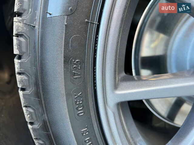 Білий Тесла Модель 3, об'ємом двигуна 0 л та пробігом 52 тис. км за 21000 $, фото 10 на Automoto.ua