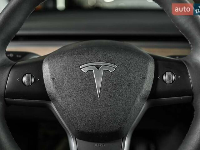 Білий Тесла Модель 3, об'ємом двигуна 0 л та пробігом 2 тис. км за 26900 $, фото 25 на Automoto.ua