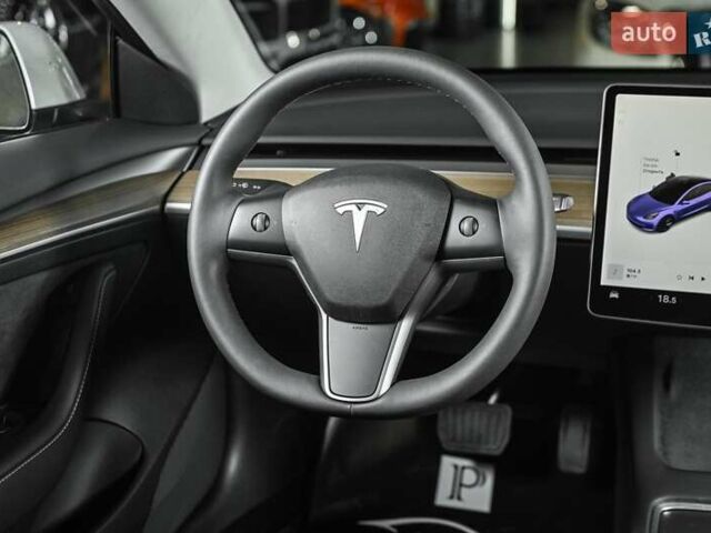 Белый Тесла Модель 3, объемом двигателя 0 л и пробегом 2 тыс. км за 26900 $, фото 32 на Automoto.ua