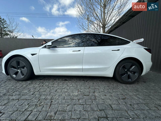 Белый Тесла Модель 3, объемом двигателя 0 л и пробегом 30 тыс. км за 21900 $, фото 1 на Automoto.ua
