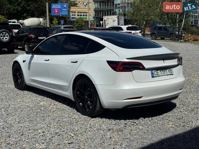 Белый Тесла Модель 3, объемом двигателя 0 л и пробегом 27 тыс. км за 21300 $, фото 5 на Automoto.ua