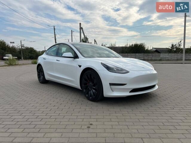Білий Тесла Модель 3, об'ємом двигуна 0 л та пробігом 5 тис. км за 30900 $, фото 6 на Automoto.ua