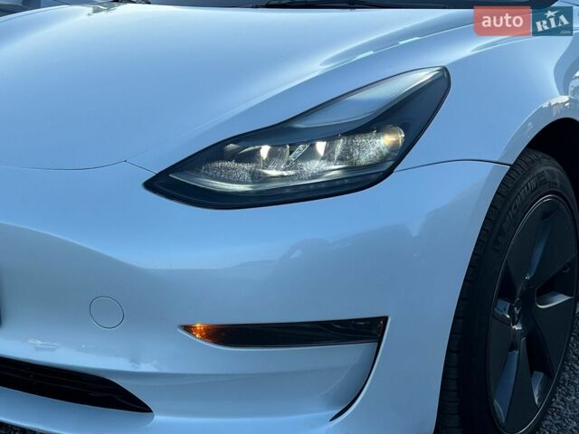 Білий Тесла Модель 3, об'ємом двигуна 0 л та пробігом 5 тис. км за 23888 $, фото 5 на Automoto.ua