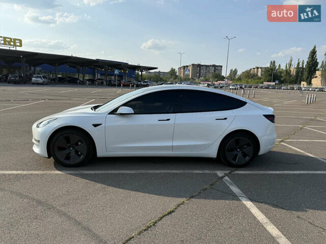 Белый Тесла Модель 3, объемом двигателя 0 л и пробегом 34 тыс. км за 25000 $, фото 7 на Automoto.ua