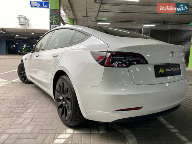 Белый Тесла Модель 3, объемом двигателя 0 л и пробегом 5 тыс. км за 23900 $, фото 40 на Automoto.ua
