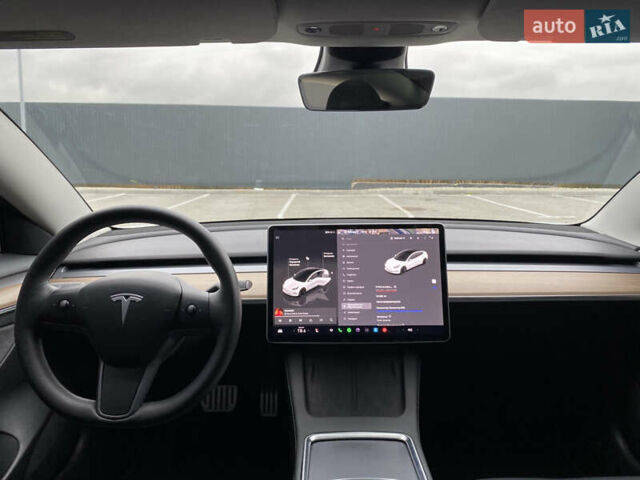 Белый Тесла Модель 3, объемом двигателя 0 л и пробегом 35 тыс. км за 26900 $, фото 9 на Automoto.ua