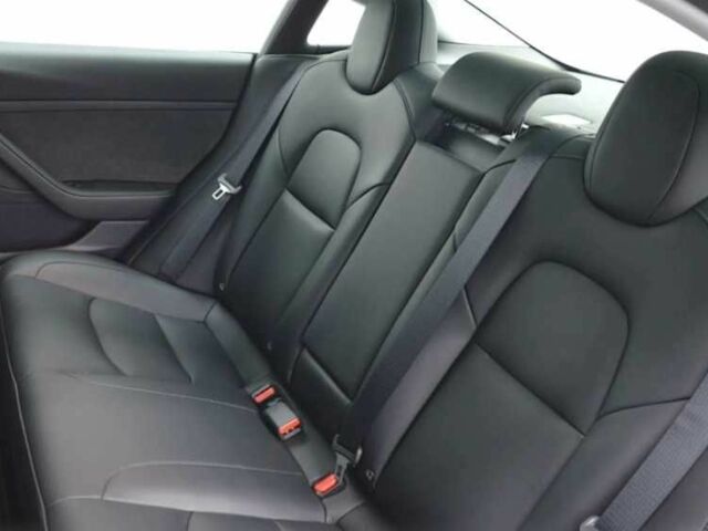 Белый Тесла Модель 3, объемом двигателя 0 л и пробегом 32 тыс. км за 14552 $, фото 12 на Automoto.ua