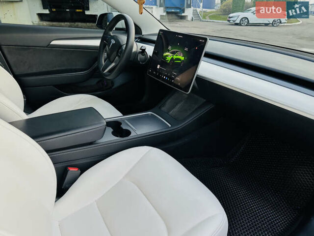 Білий Тесла Модель 3, об'ємом двигуна 0 л та пробігом 39 тис. км за 21990 $, фото 15 на Automoto.ua