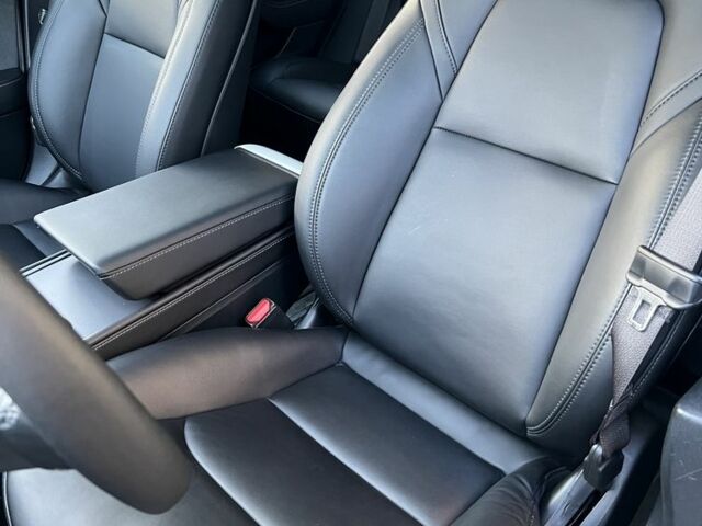 Білий Тесла Модель 3, об'ємом двигуна 0 л та пробігом 52 тис. км за 20300 $, фото 20 на Automoto.ua