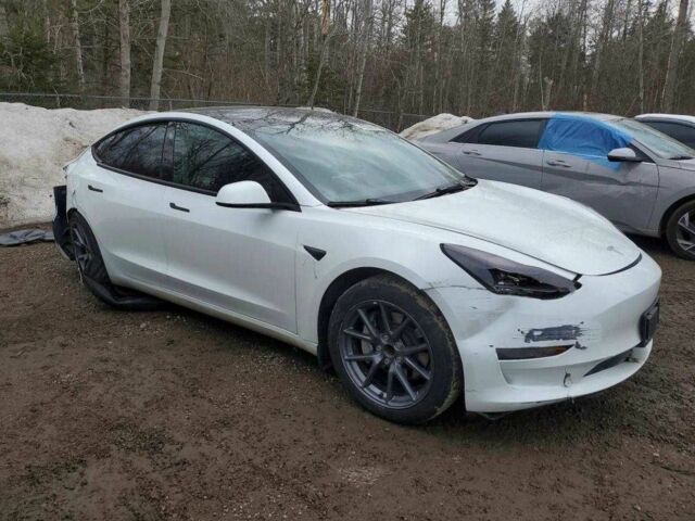 Білий Тесла Модель 3, об'ємом двигуна 0 л та пробігом 63 тис. км за 15527 $, фото 2 на Automoto.ua