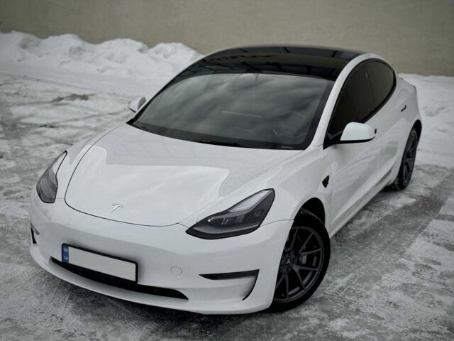 Белый Тесла Модель 3, объемом двигателя 0 л и пробегом 34 тыс. км за 22700 $, фото 7 на Automoto.ua