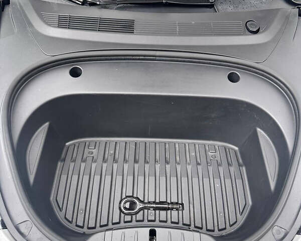 Белый Тесла Модель 3, объемом двигателя 0 л и пробегом 20 тыс. км за 23000 $, фото 8 на Automoto.ua