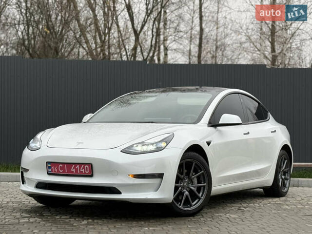 Білий Тесла Модель 3, об'ємом двигуна 0 л та пробігом 70 тис. км за 19999 $, фото 7 на Automoto.ua