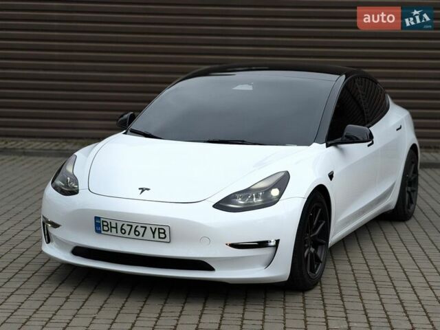 Белый Тесла Модель 3, объемом двигателя 0 л и пробегом 58 тыс. км за 21500 $, фото 2 на Automoto.ua