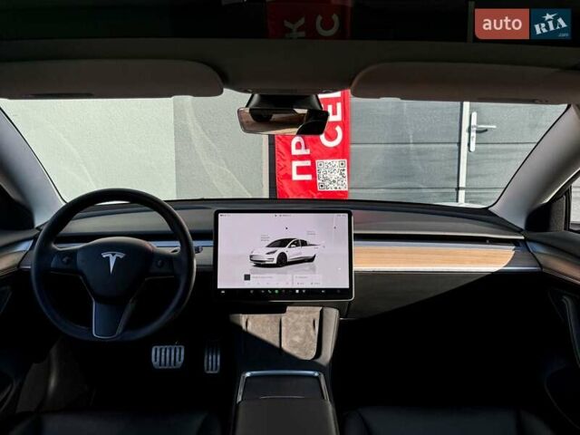 Белый Тесла Модель 3, объемом двигателя 0 л и пробегом 35 тыс. км за 27999 $, фото 16 на Automoto.ua