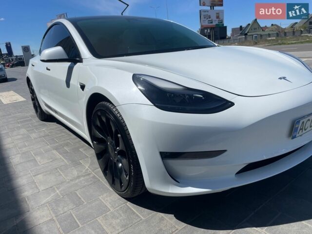 Білий Тесла Модель 3, об'ємом двигуна 0 л та пробігом 88 тис. км за 22750 $, фото 9 на Automoto.ua