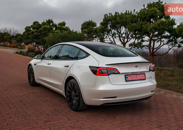 Белый Тесла Модель 3, объемом двигателя 0 л и пробегом 5 тыс. км за 27500 $, фото 12 на Automoto.ua