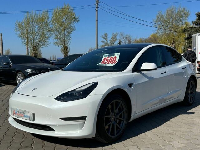 Білий Тесла Модель 3, об'ємом двигуна 0 л та пробігом 36 тис. км за 22600 $, фото 2 на Automoto.ua