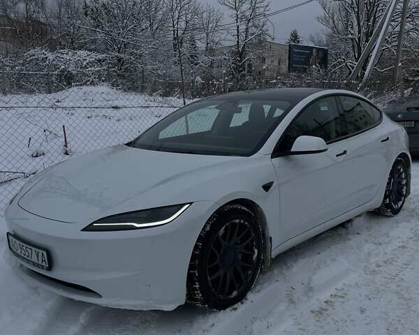 Білий Тесла Модель 3, об'ємом двигуна 0 л та пробігом 29 тис. км за 28500 $, фото 1 на Automoto.ua