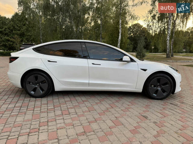 Білий Тесла Модель 3, об'ємом двигуна 0 л та пробігом 4 тис. км за 20999 $, фото 25 на Automoto.ua