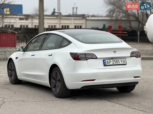 Белый Тесла Модель 3, объемом двигателя 0 л и пробегом 31 тыс. км за 17999 $, фото 17 на Automoto.ua