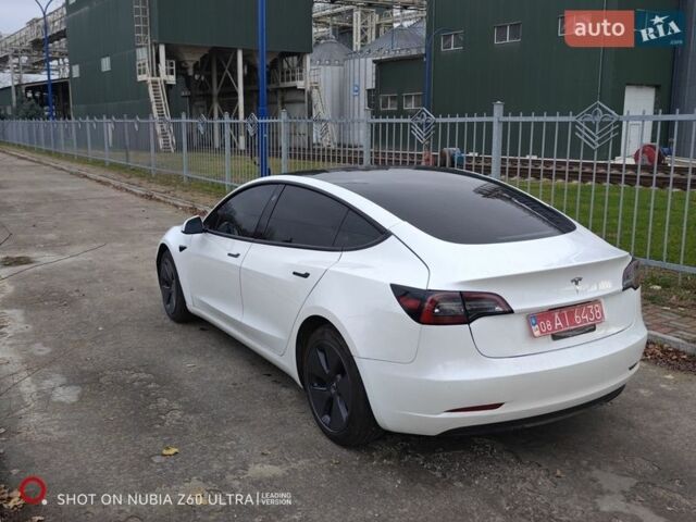 Білий Тесла Модель 3, об'ємом двигуна 0 л та пробігом 74 тис. км за 17900 $, фото 1 на Automoto.ua