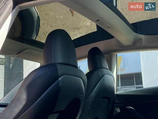 Белый Тесла Модель 3, объемом двигателя 0 л и пробегом 33 тыс. км за 22000 $, фото 15 на Automoto.ua