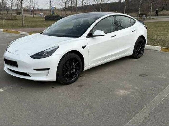 Белый Тесла Модель 3, объемом двигателя 0 л и пробегом 103 тыс. км за 14827 $, фото 10 на Automoto.ua