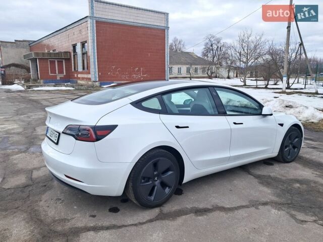 Білий Тесла Модель 3, об'ємом двигуна 0 л та пробігом 27 тис. км за 20950 $, фото 3 на Automoto.ua