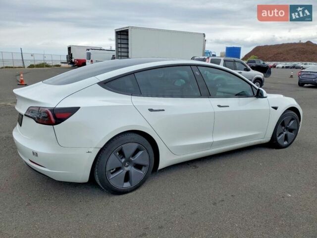 Білий Тесла Модель 3, об'ємом двигуна 0 л та пробігом 40 тис. км за 8000 $, фото 2 на Automoto.ua